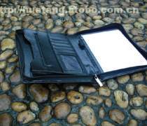 【維進(jìn)箱包韓版男士商務(wù)15.6寸筆記本電腦手提包牛津布簡(jiǎn)約防水文件包可定制568689】保定白溝新城維進(jìn)箱包廠 - 產(chǎn)品庫