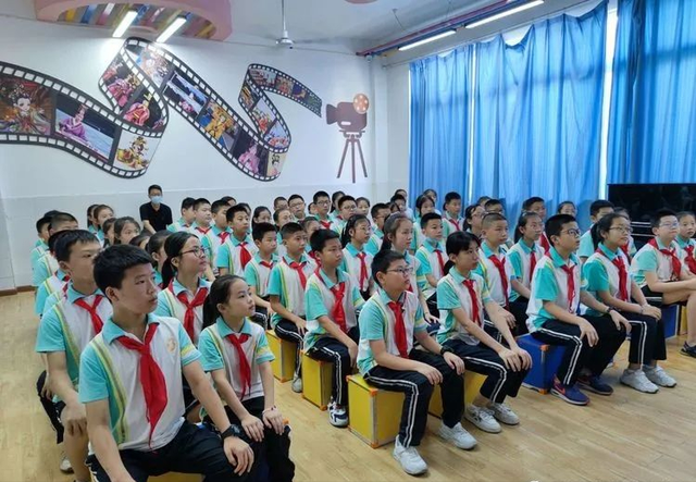 廣元市實驗小學(xué)開展&ldquo;戲曲進校園&rdquo;活動